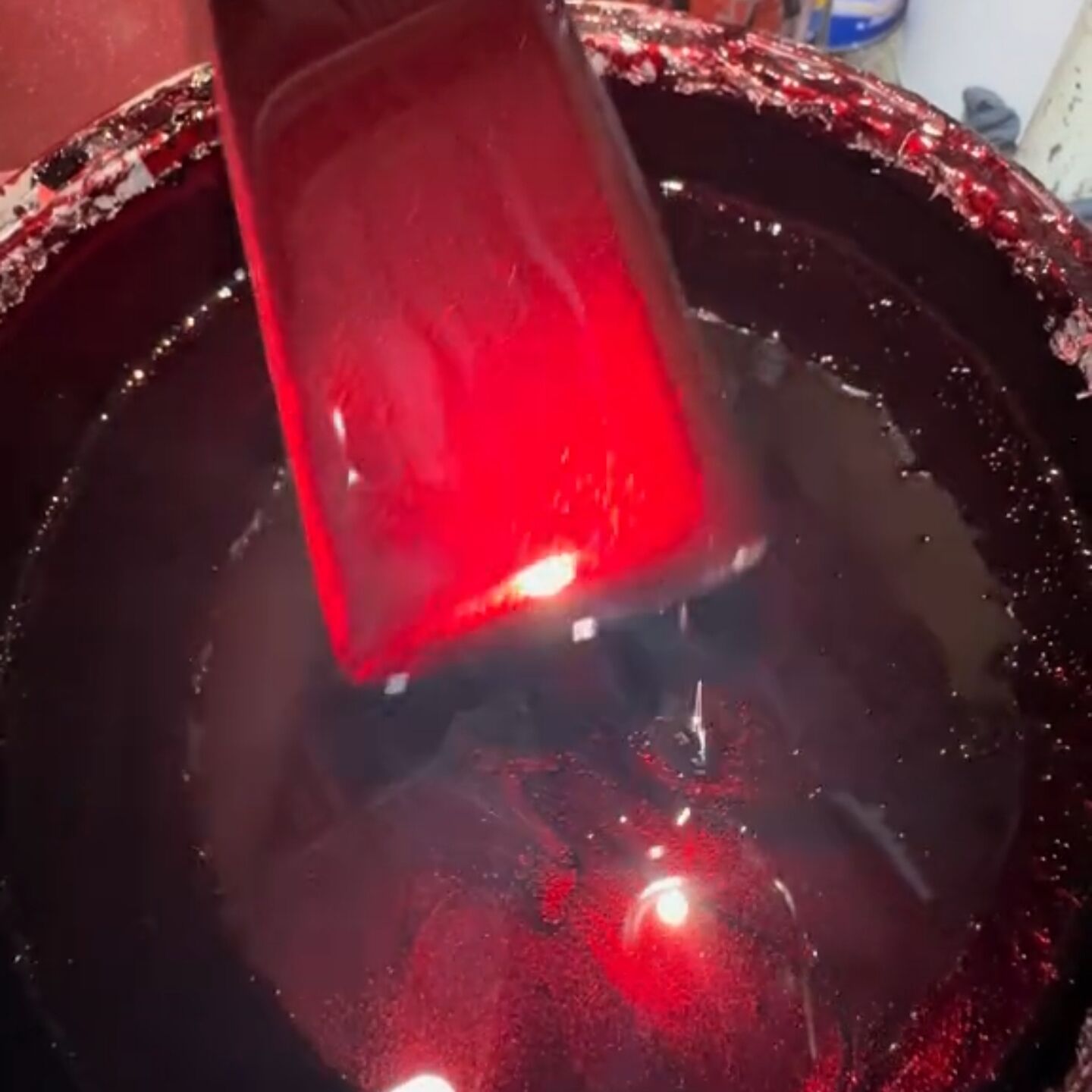 Metallic Blood Red Automotive  - Mica Powder Colorant 评论和价格